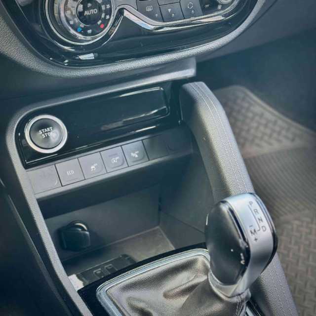 renault captur 1.3 tce flex intense x-tronic 2023