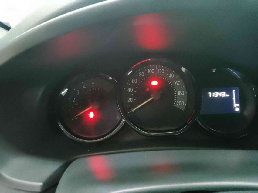 renault sandero 1.0 12v sce flex life manual 4p 2020