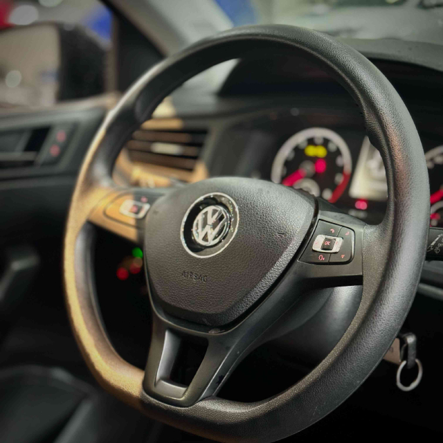 volkswagen polo 1.0 mpi total flex manual 2020