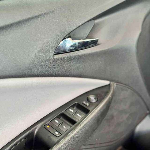 chevrolet onix 1.0 turbo flex plus premier automatico 4p 2025