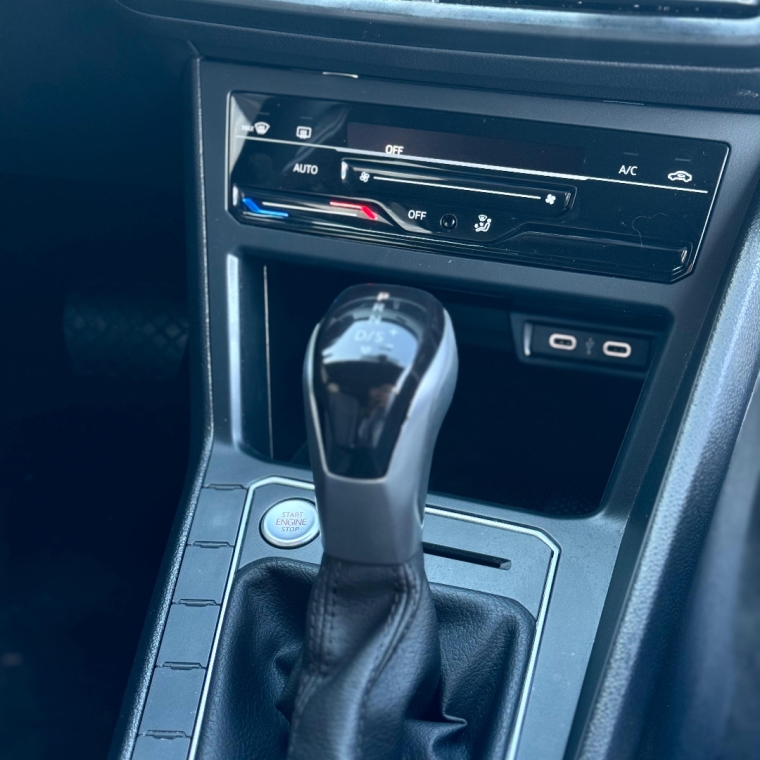 volkswagen nivus 1.0 200 tsi total flex highline automatico 4p 2024