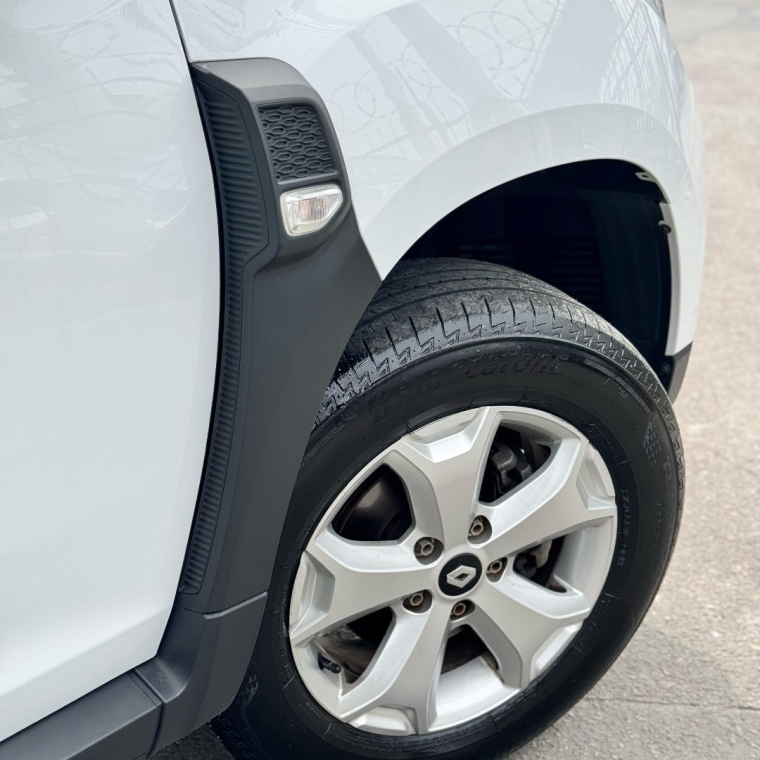 renault duster 1.6 16v sce flex iconic x-tronic 4p automatico 2024