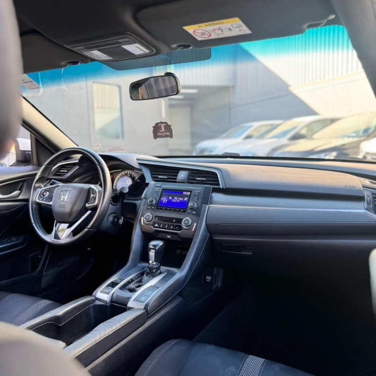 honda civic 2.0 16v flexone lx 4p cvt flex automatico 2020