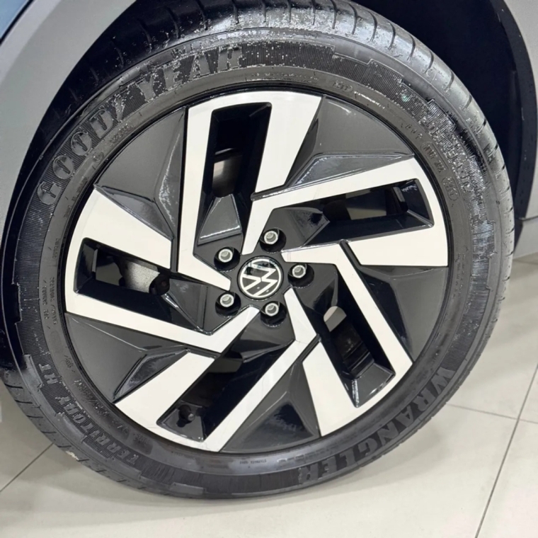 t-cross highline c/ teto solar (5 mil km unico dono ) + garantia ate 2028 oportunidade!