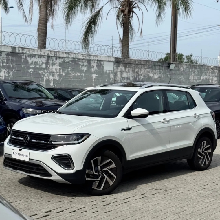 volkswagen t-cross 1.4 250 tsi total flex highline automatico 4p 2025