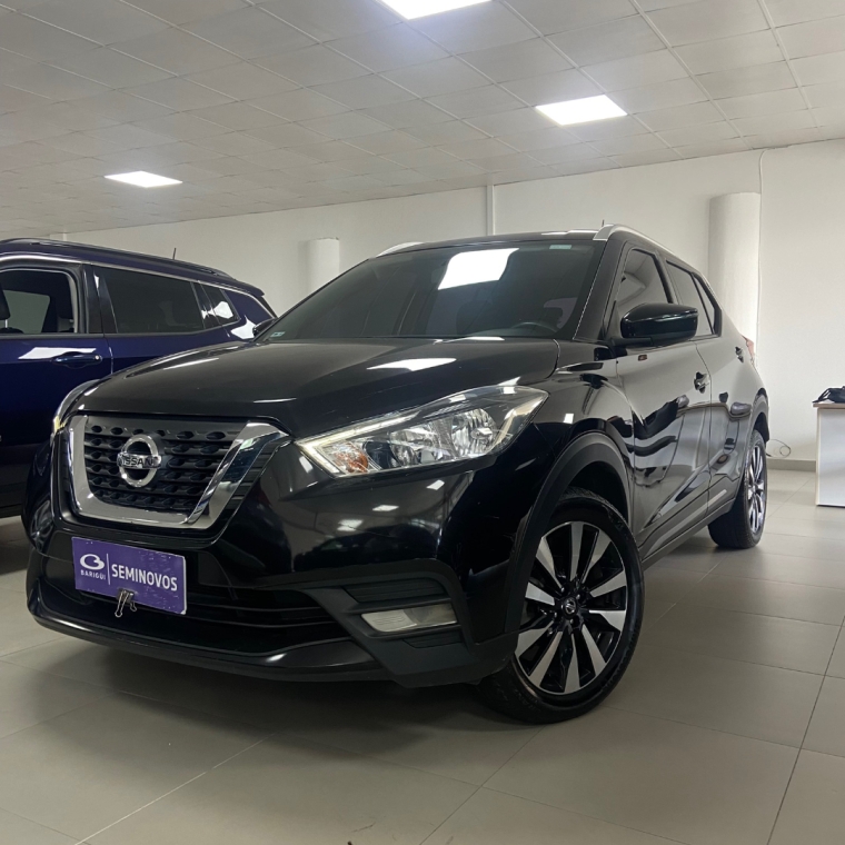 nissan kicks sv 1.6 at cvt (72mil km) nissan kicks sv 1.6 at cvt (72mil km)