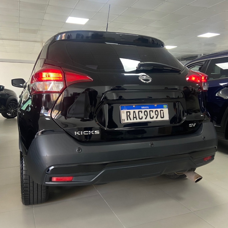 NISSAN KICKS SV 1.6 AT CVT (72MIL KM)
