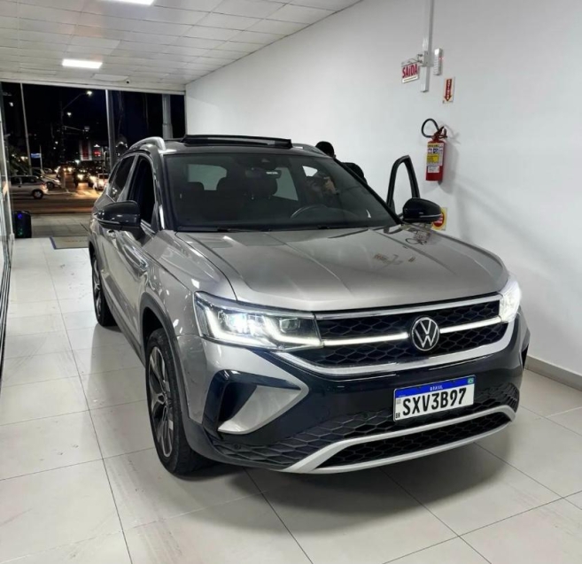 taos highline 1.4 250 tsi 2024 (33mil km - garantia de fabrica)