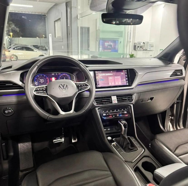 taos highline 1.4 250 tsi 2024 (33mil km - garantia de fabrica)