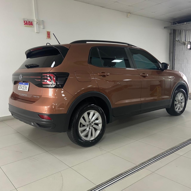 t-cross 200 tsi 2022 (22mil km) unico dono.