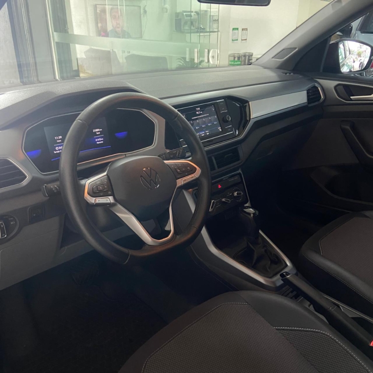 t-cross 200 tsi 2022 (22mil km) unico dono.