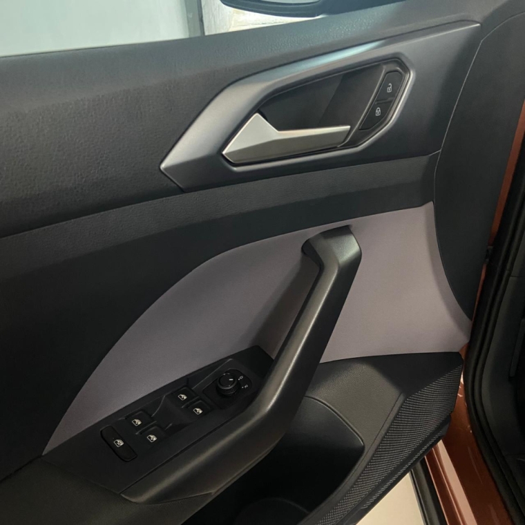 t-cross 200 tsi 2022 (22mil km) unico dono.