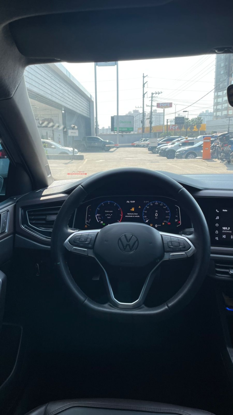 volkswagen virtus 1.0 200 tsi highline automatico flex 5p 2025