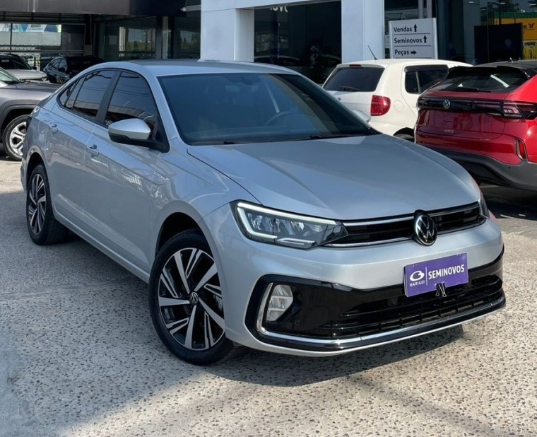volkswagen virtus 1.0 200 tsi highline automatico flex 5p 2025