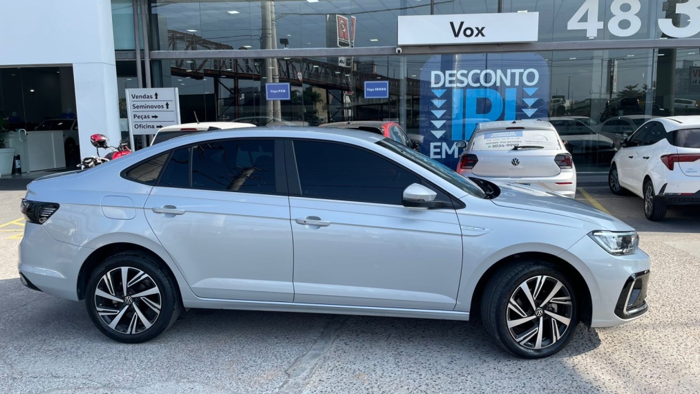 volkswagen virtus 1.0 200 tsi highline automatico flex 5p 2025