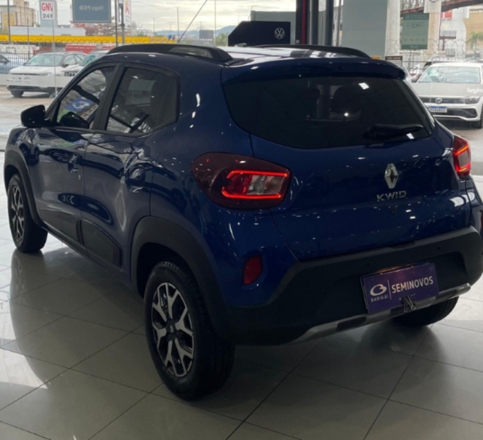 renault kwid 1.0 12v sce flex outsider manual 4p 2025