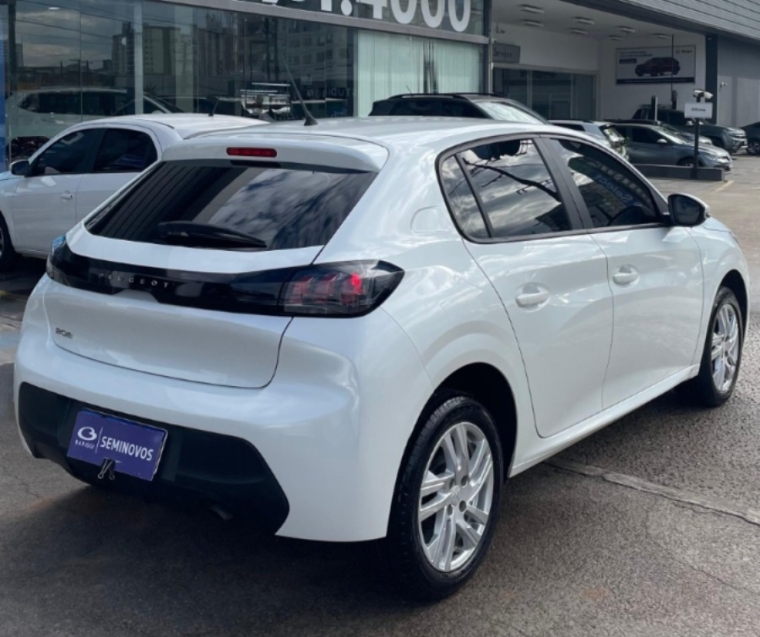peugeot 208 1.6 16v flex active at6 4p automatico 2023