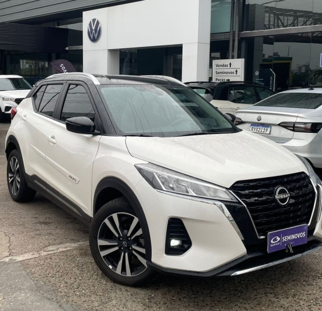 nissan kicks 1.6 16v flexstart advance xtronic flex 4p automatico 2024
