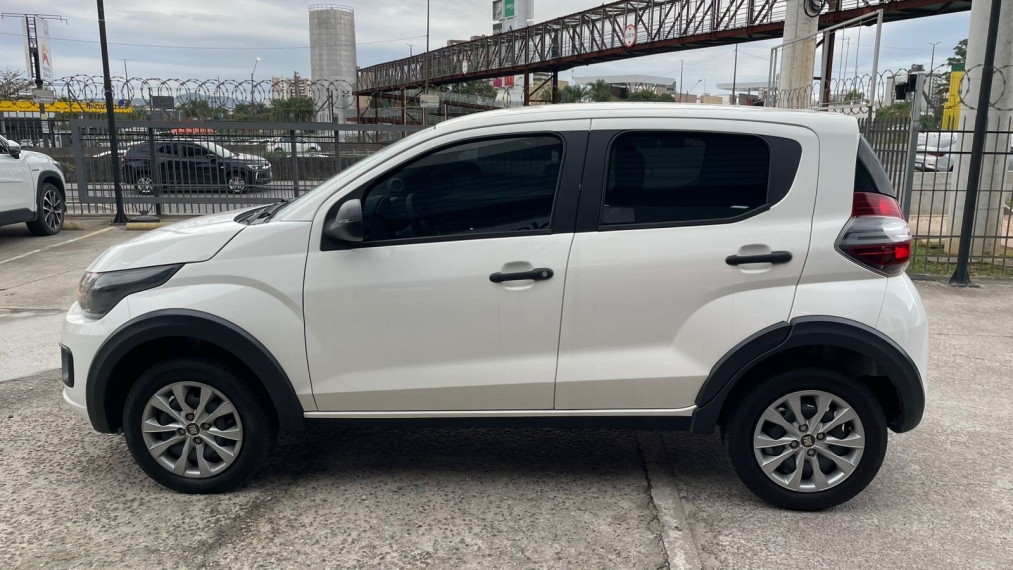 fiat mobi 1.0 evo flex like. manual 4p 2025