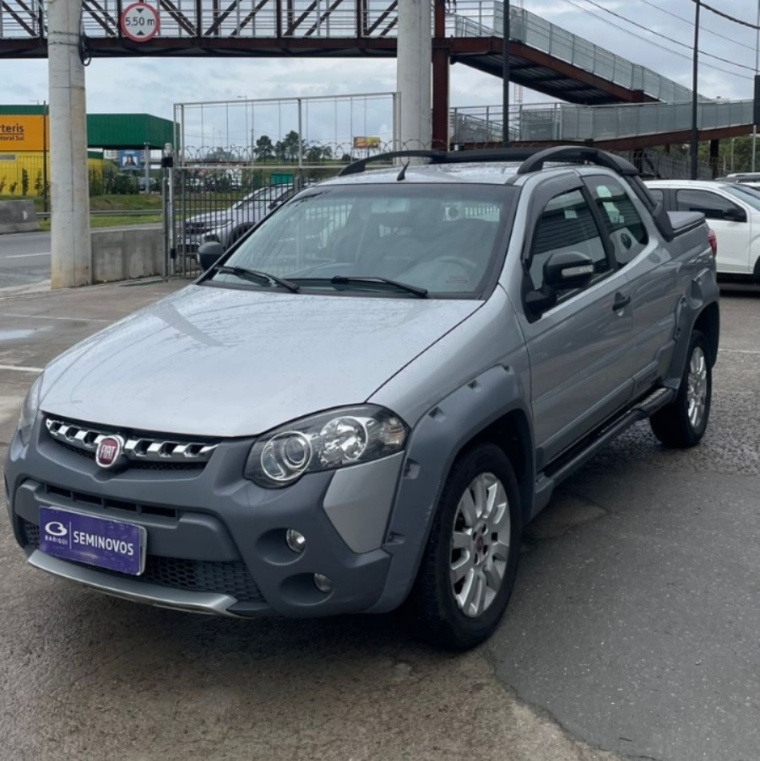 fiat strada 1.8 flex 2015