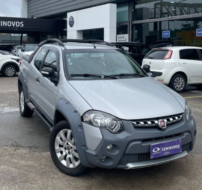 fiat strada 1.8 flex 2015