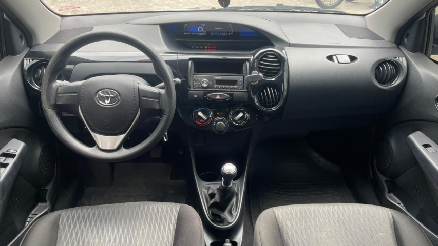 toyota etios 1.3 x 16v flex 4p manual 5p 2018