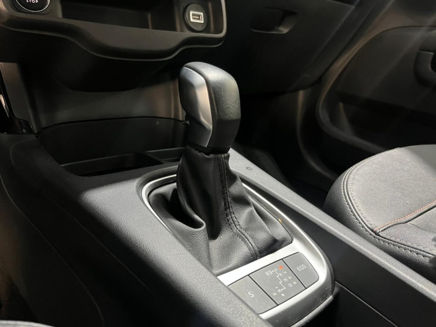 citroen c4 cactus 1.6 vti 120 flex feel pack eat6 4p automatico 202413