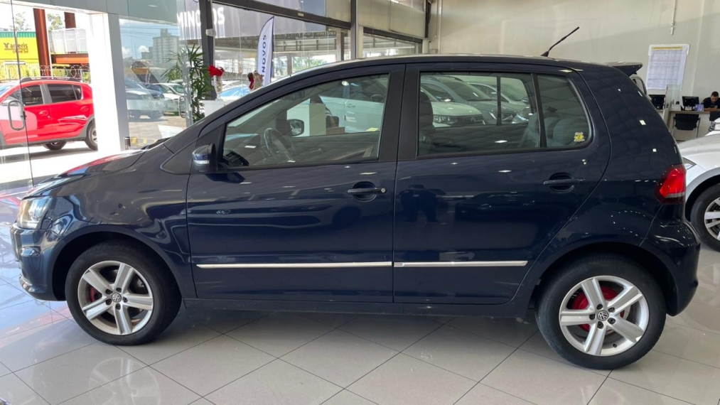 volkswagen fox 1.6 mi highline 8v flex 4p manual 20152