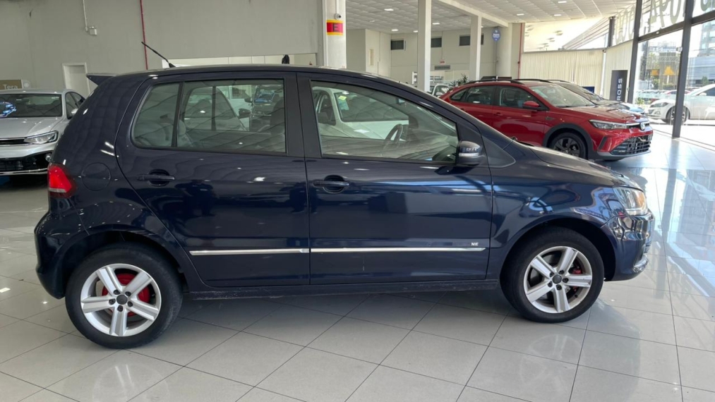 volkswagen fox 1.6 mi highline 8v flex 4p manual 20155