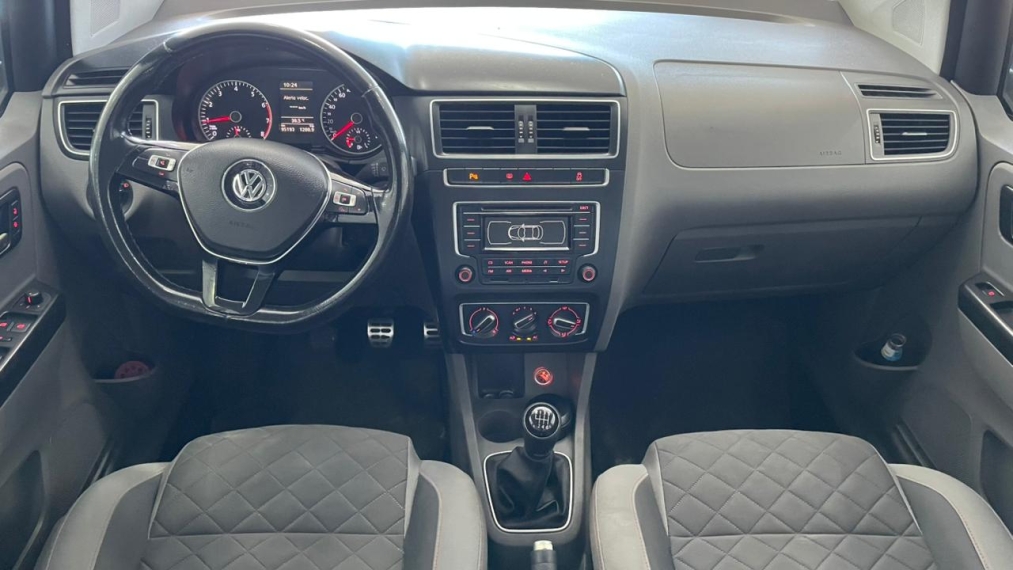 volkswagen fox 1.6 mi highline 8v flex 4p manual 20157