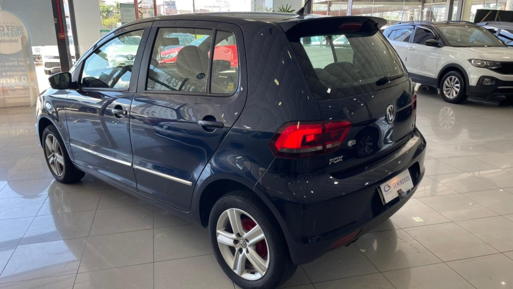 volkswagen fox 1.6 mi highline 8v flex 4p manual 20153