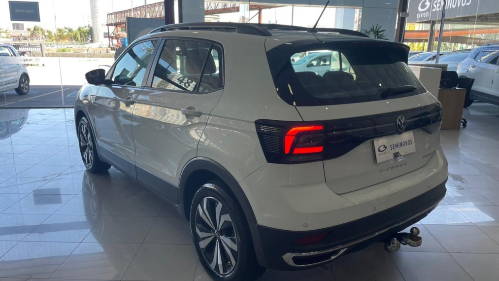 volkswagen t-cross 1.0 200 tsi total flex comfortline automatico 1.4 4p 20234