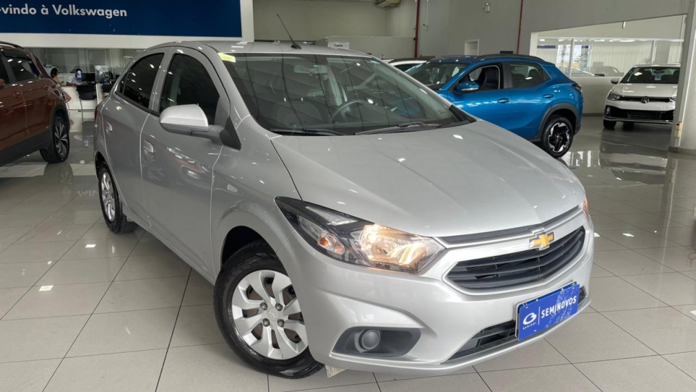 chevrolet onix 1.0 mpfi lt 8v flex 4p manual 2018