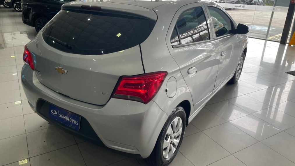 chevrolet onix 1.0 mpfi lt 8v flex 4p manual 20184