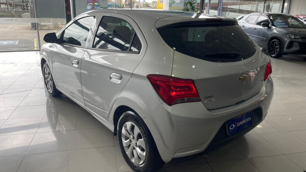 chevrolet onix 1.0 mpfi lt 8v flex 4p manual 20183