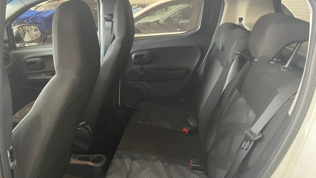 fiat mobi 1.0 evo flex like. manual 4p 20235