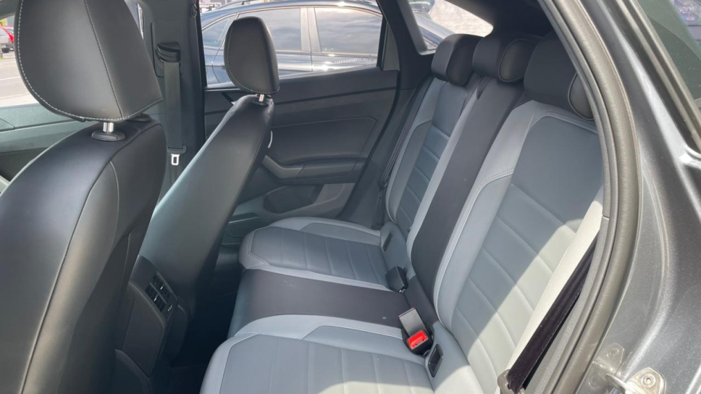 volkswagen nivus 1.0 200 tsi total flex highline automatico 4p 20246