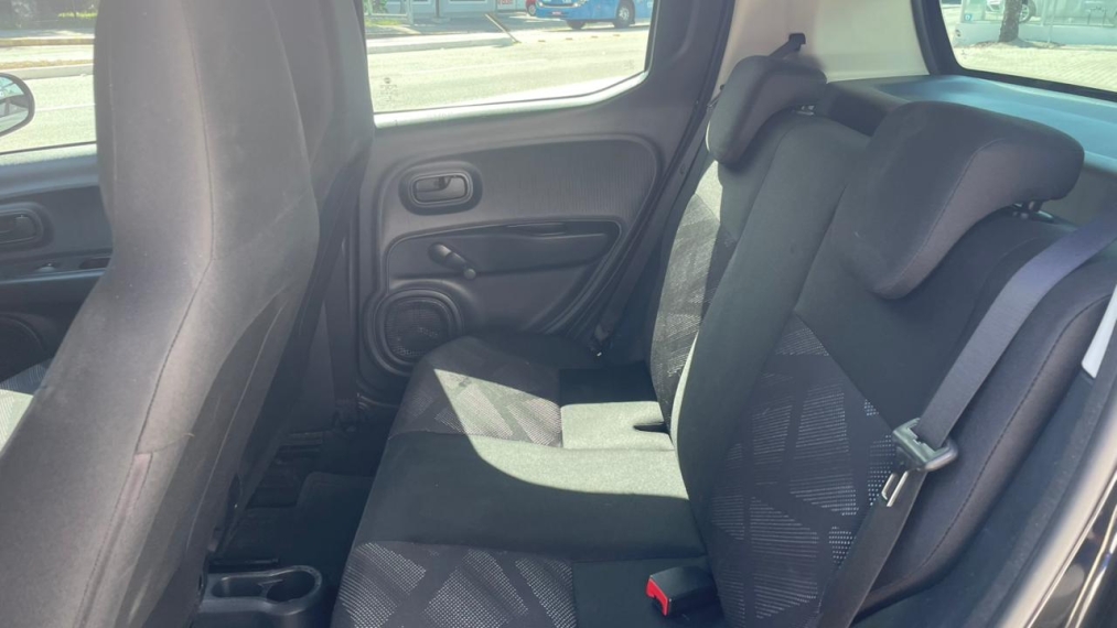 fiat mobi 1.0 evo flex like. manual 4p 20205