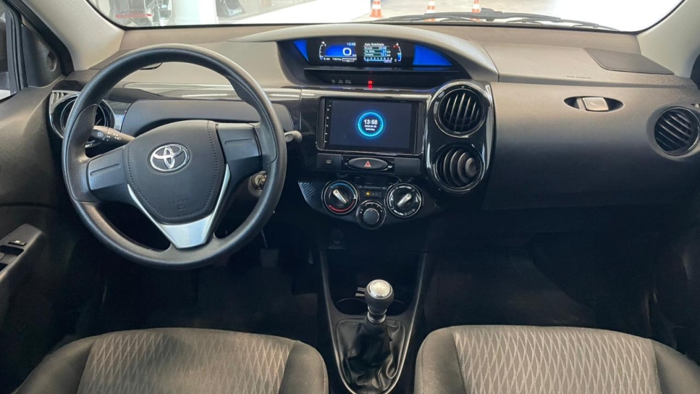 toyota etios 1.3 x 16v flex 4p manual automatico 20207