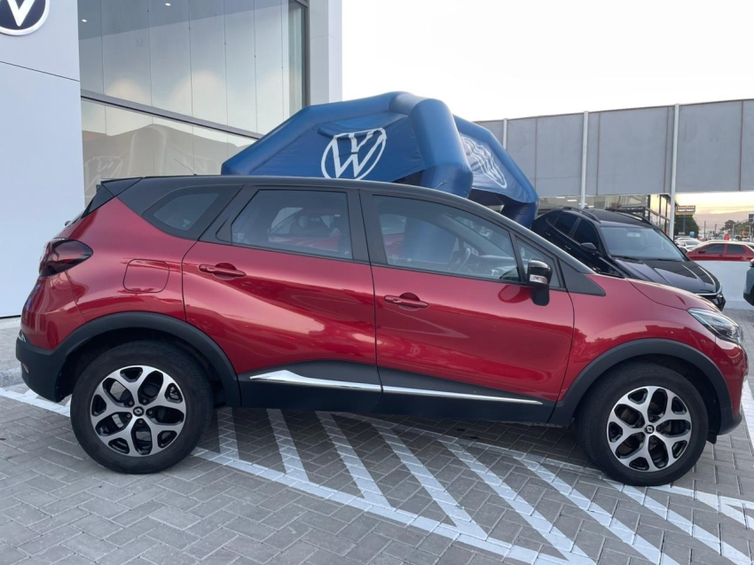 renault captur 1.6 16v sce flex intense x-tronic 4p automatico 20185