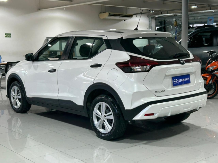 nissan kicks 1.6 16v flexstart active xtronic flex 4p automatico 202411