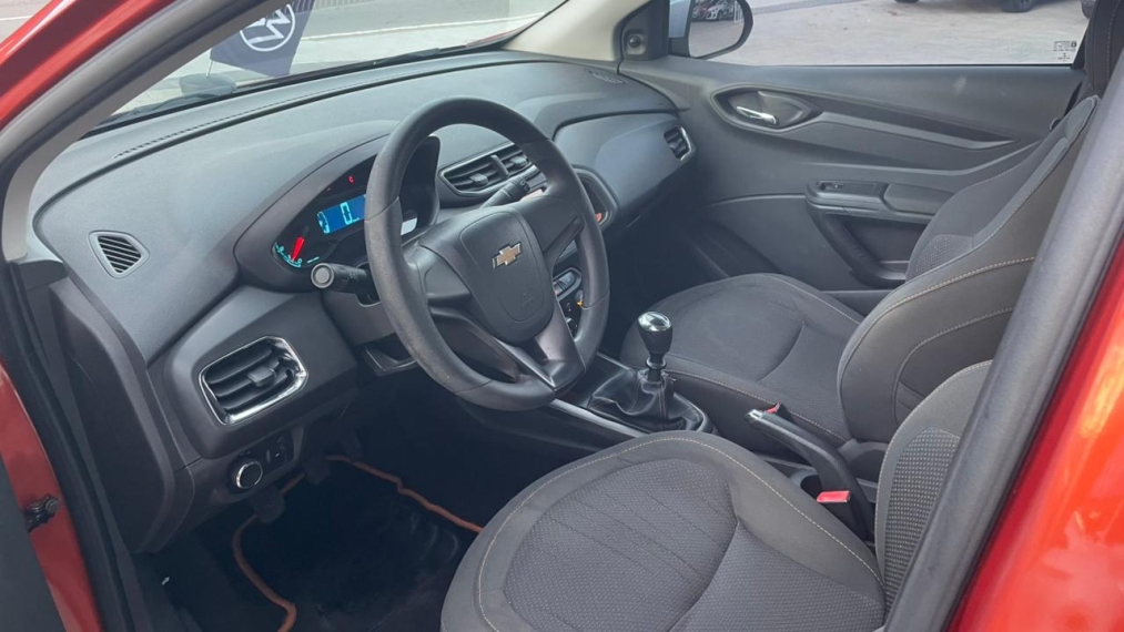 chevrolet onix 1.0 mpfi lollapalooza 8v flex 4p manual 20147