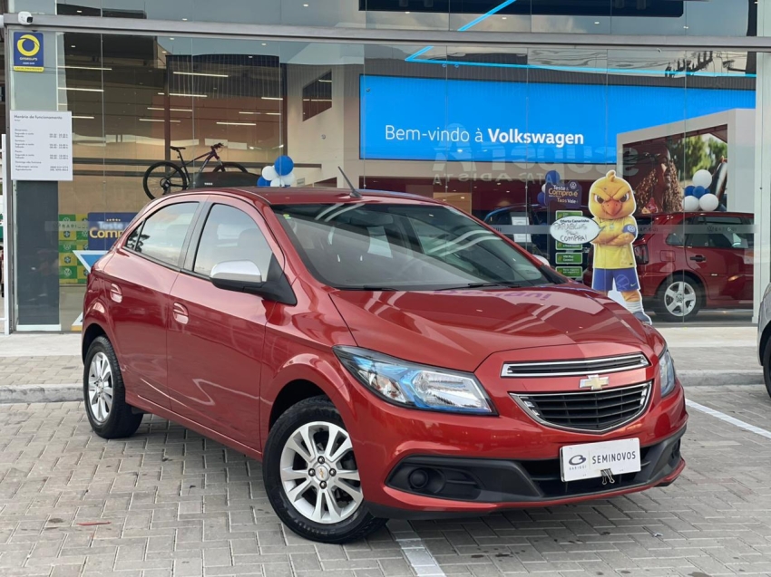 chevrolet onix 1.0 mpfi lollapalooza 8v flex 4p manual 2014