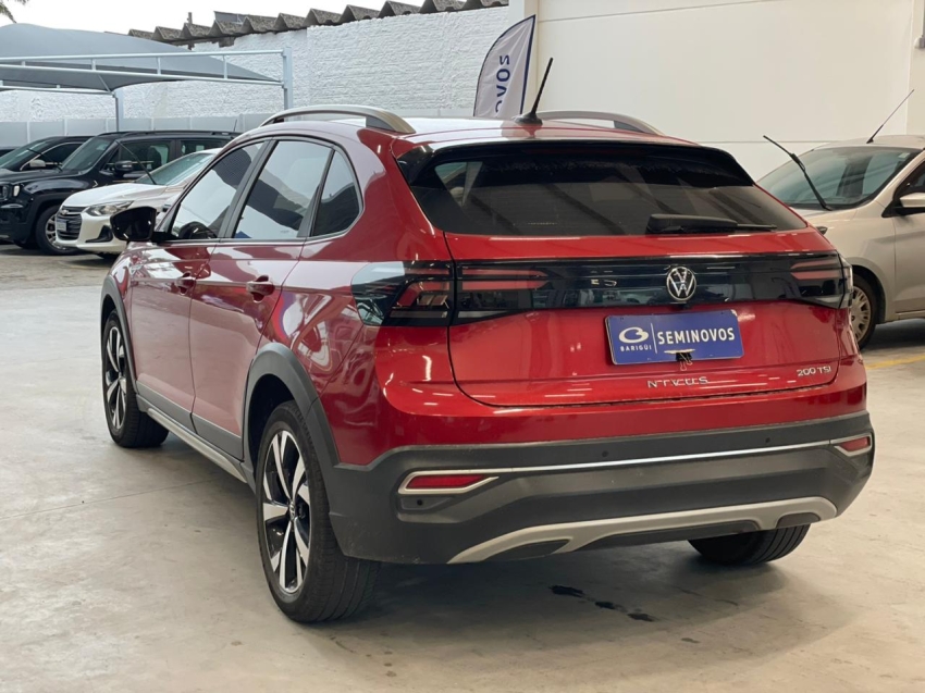 volkswagen nivus 1.0 200 tsi total flex highline automatico 4p 20213