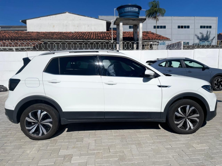 volkswagen t-cross 1.4 250 tsi total flex highline automatico 4p 20244