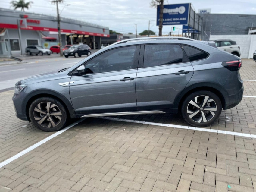 volkswagen nivus 1.0 200 tsi total flex highline automatico 4p 20231