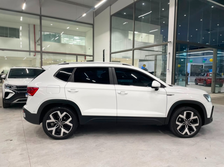 volkswagen taos 1.4 250 tsi total flex highline automatico 4p 20246