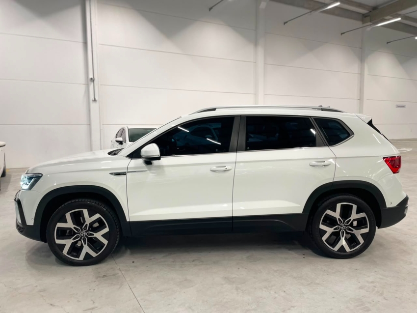 volkswagen taos 1.4 250 tsi total flex highline automatico 4p 20242