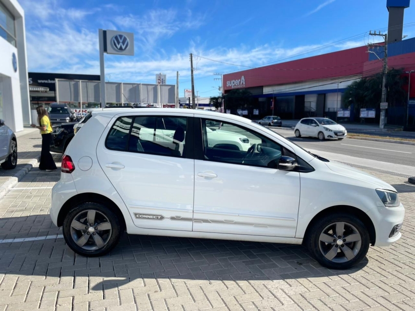 volkswagen fox 1.6 msi total flex connect 4p manual 20195