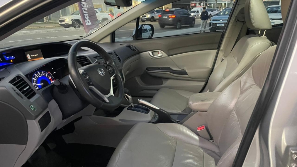 honda civic 2.0 lxr 16v flex 4p automatico 201410